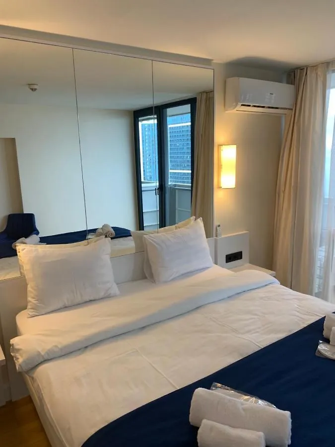 Orbi City Aparthotel Sea View باتومي شقة