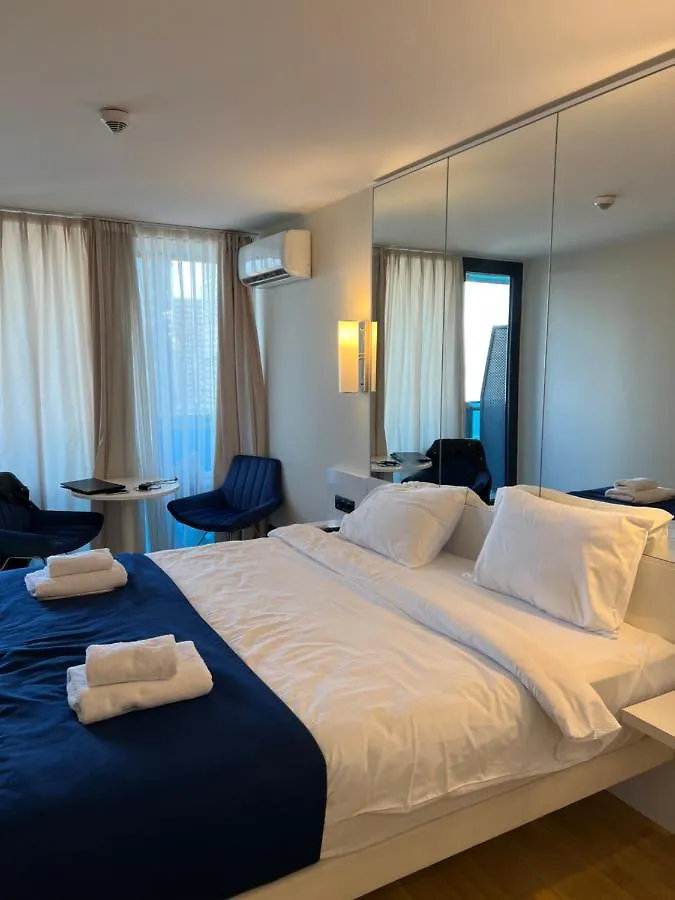 Orbi City Aparthotel Sea View باتومي جورجيا