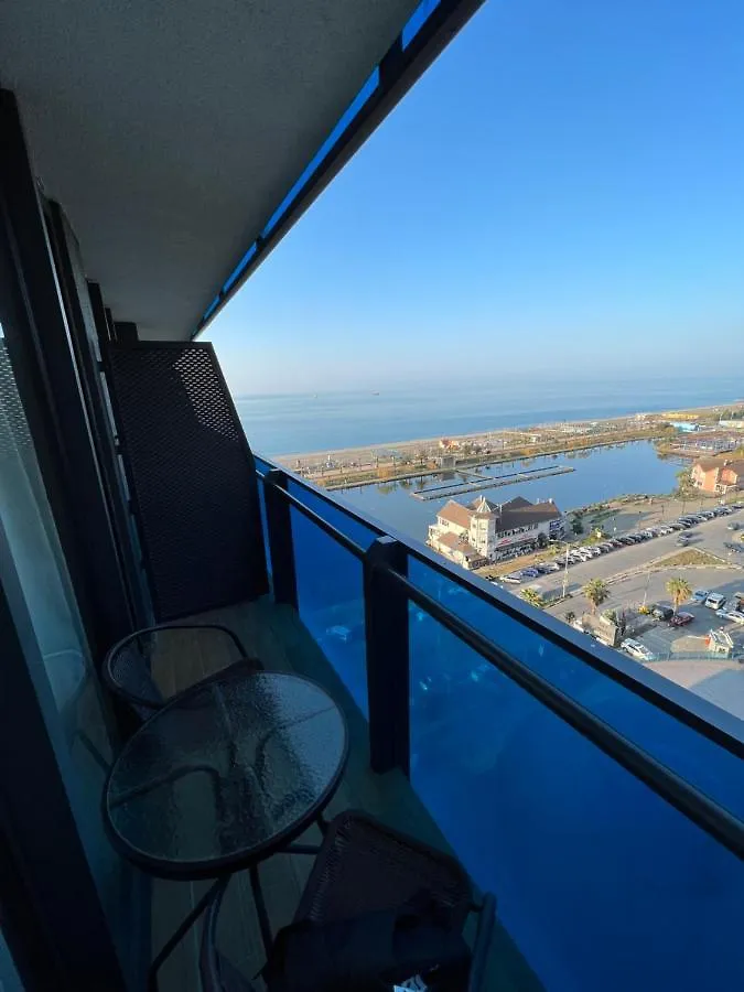 Orbi City Aparthotel Sea View باتومي شقة